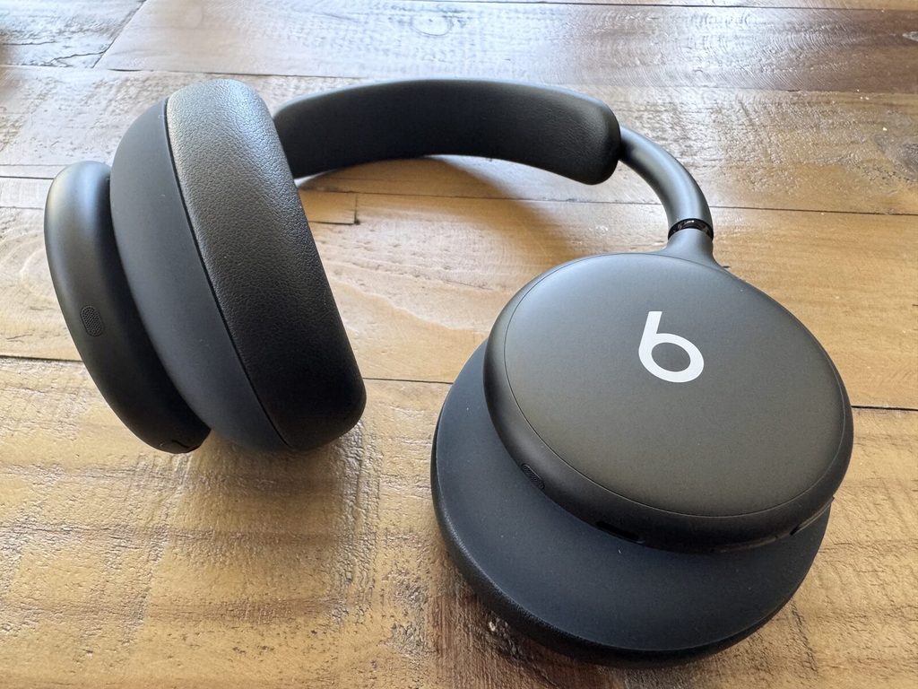 Beats 360 in Schwarz: der Over-Ear-Kopfhörer im Test.