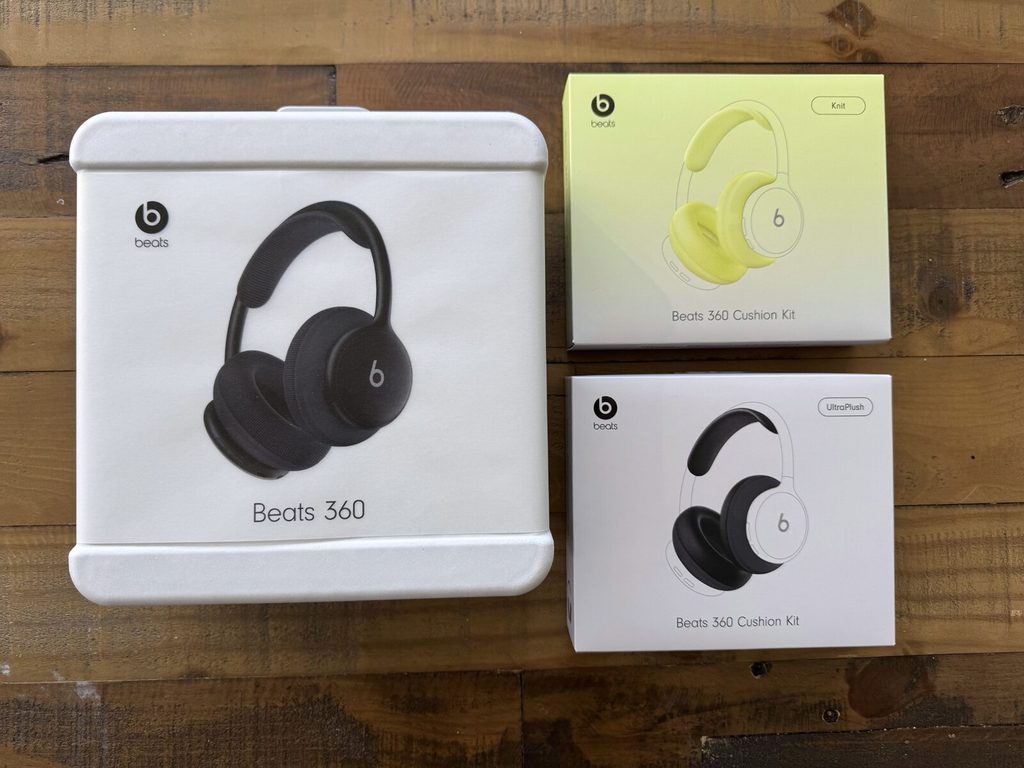 Beats 360 mit den separat erhältlichen Cushion Kits in Volt und Schwarz Plush.